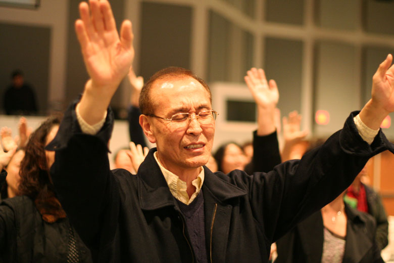 111308-pray (14).jpg